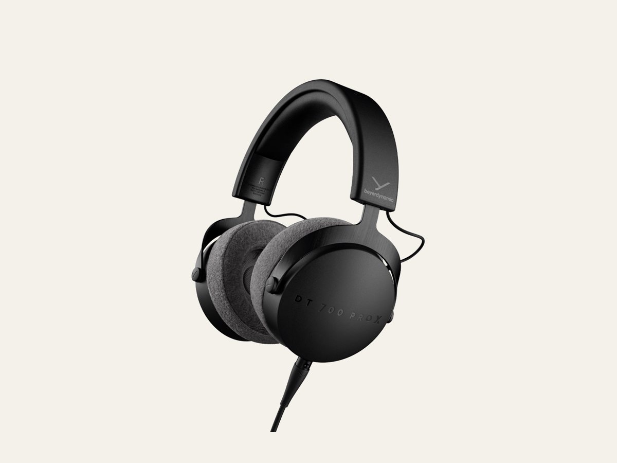 beyerdynamic DT 700 PRO X