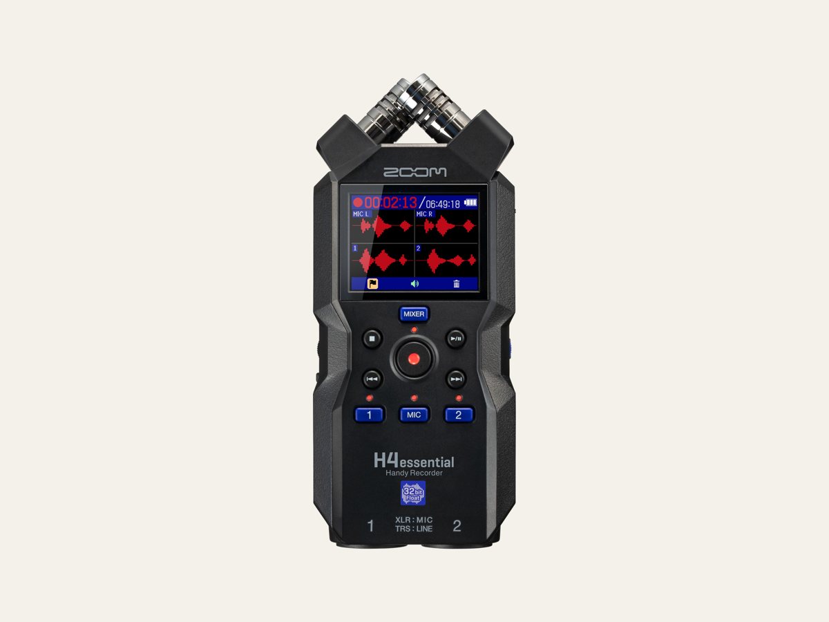 Zoom H4essential